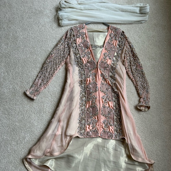 Pakistani shalwar kameez peach heavy kaam wedding dress Eid Indian high low desi - Picture 8 of 17